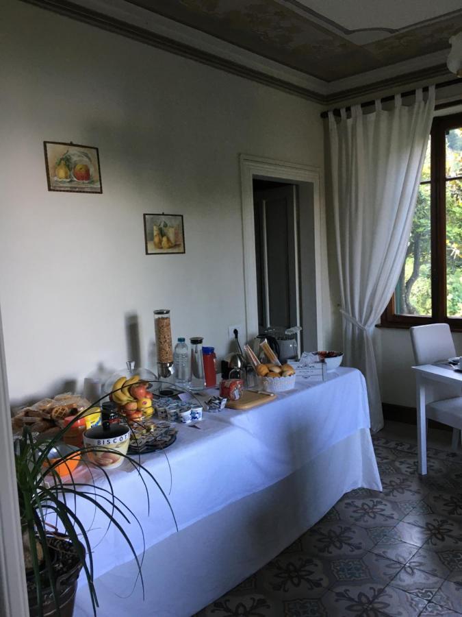 Bed and Breakfast Il Motto Di Tommy à Castelveccana Extérieur photo
