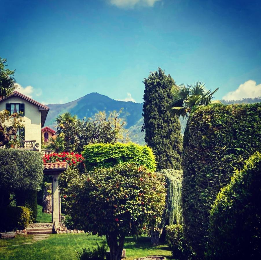 Bed and Breakfast Il Motto Di Tommy à Castelveccana Extérieur photo