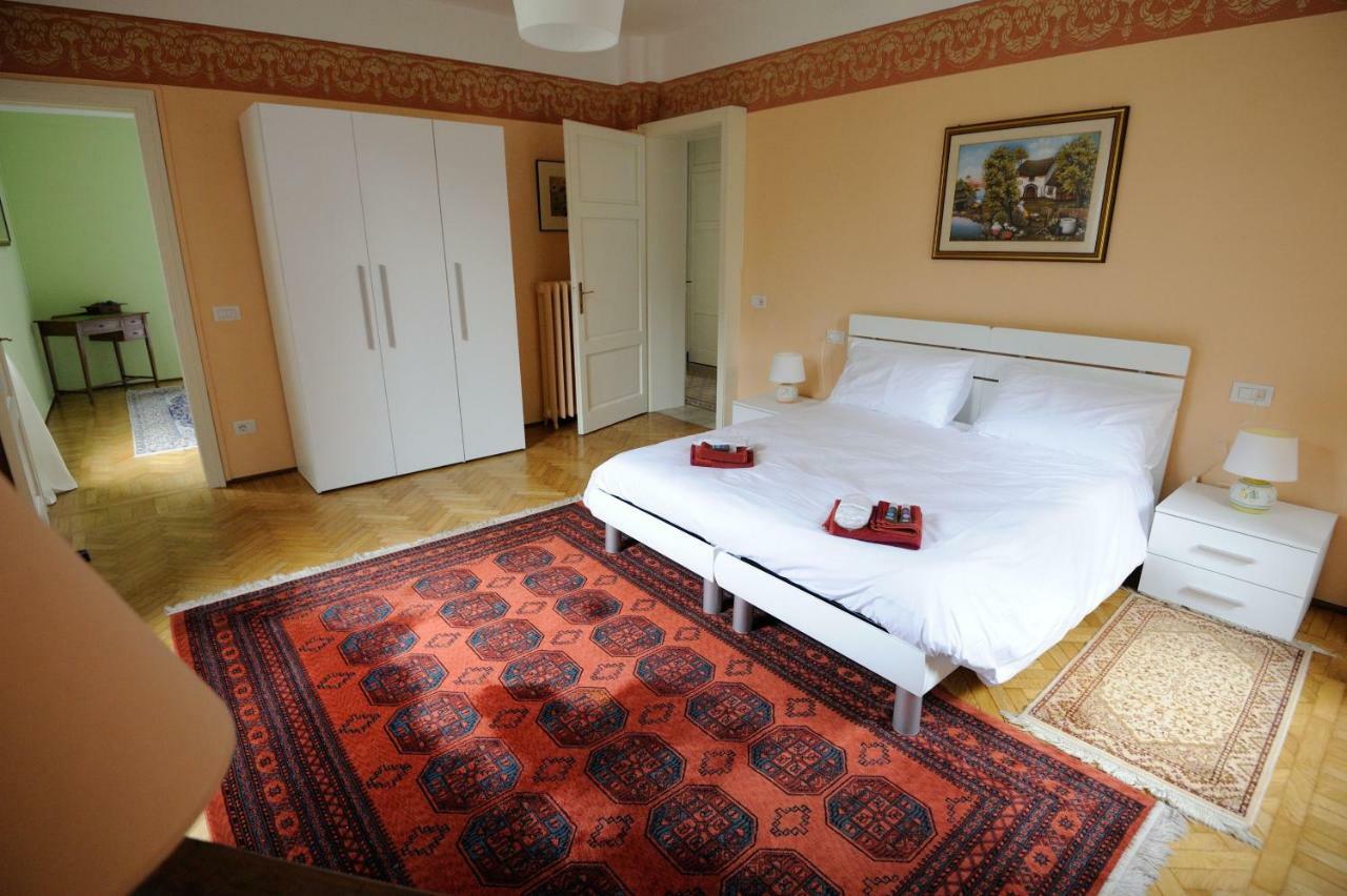 Bed and Breakfast Il Motto Di Tommy à Castelveccana Extérieur photo