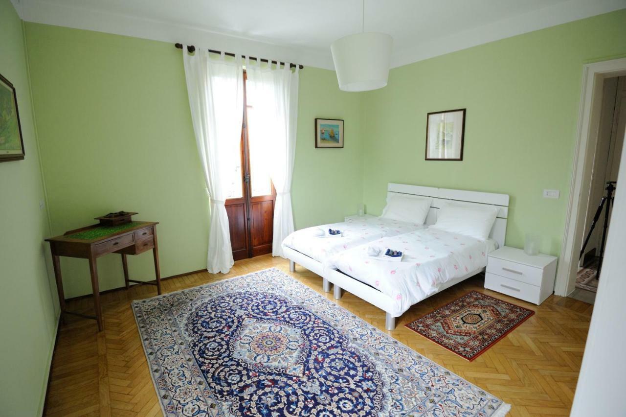 Bed and Breakfast Il Motto Di Tommy à Castelveccana Extérieur photo