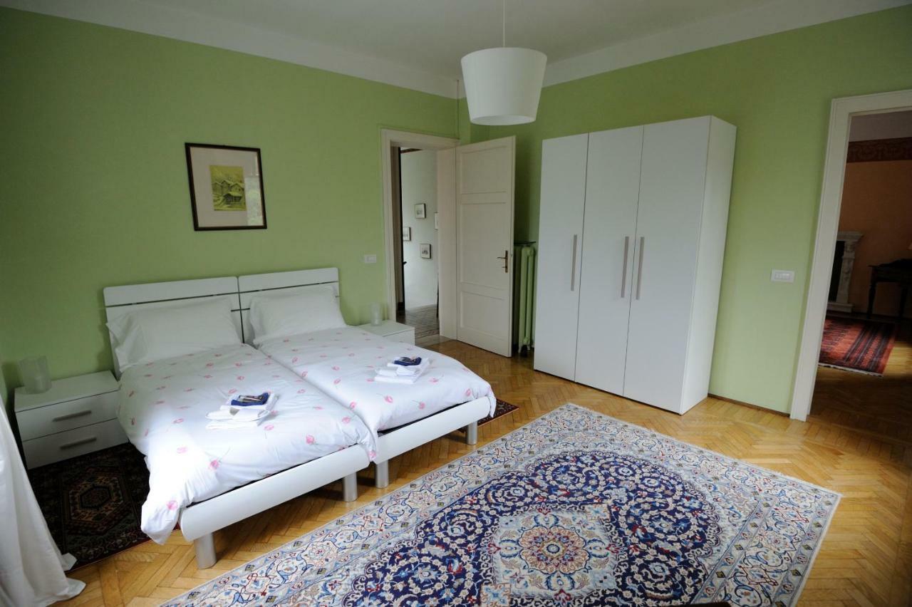 Bed and Breakfast Il Motto Di Tommy à Castelveccana Extérieur photo